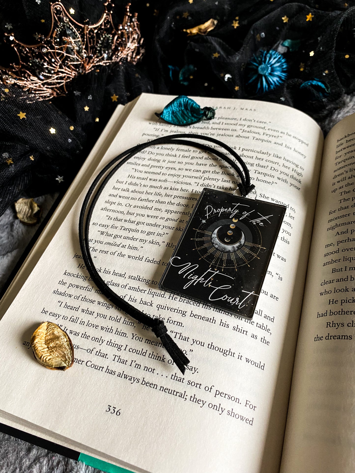 ACOTAR Book Charms / Book Marks - A Court of Thorns and Roses Series - Officially licensed by Sarah J. Maas