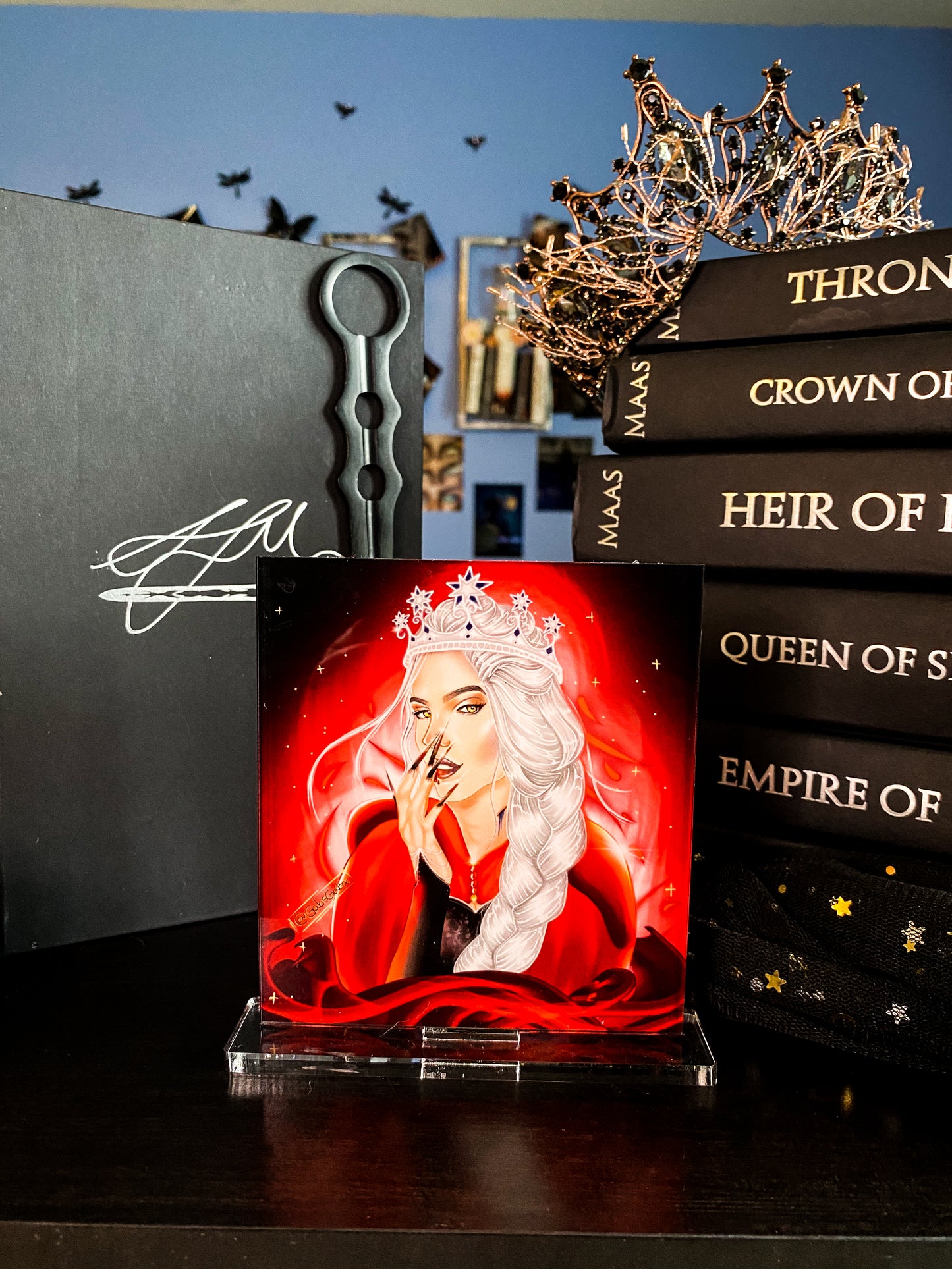 Witchling - Fan Art from @Gabsgabx - Freestanding Bookshelf / Desktop Acrylic Accessory - Officially licensed by Sarah J. Maas - FA26