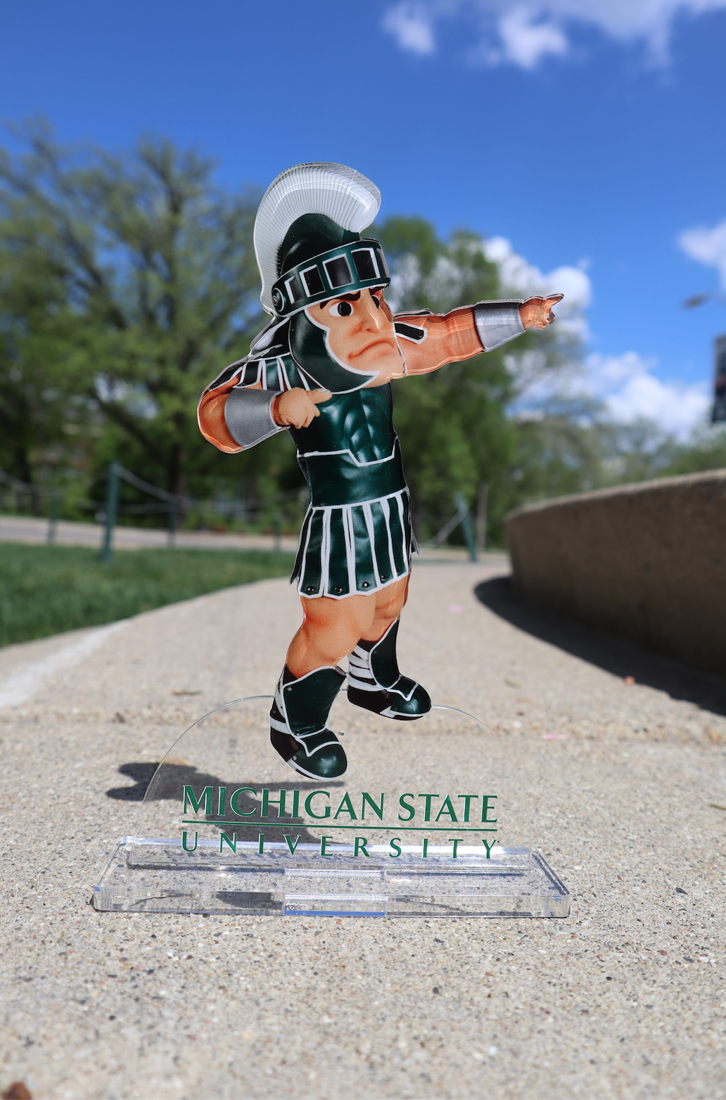 Pointing Sparty - Freestanding Bookshelf / Desktop Acrylic Accessory - Collegiate Licensed Product - MSU1